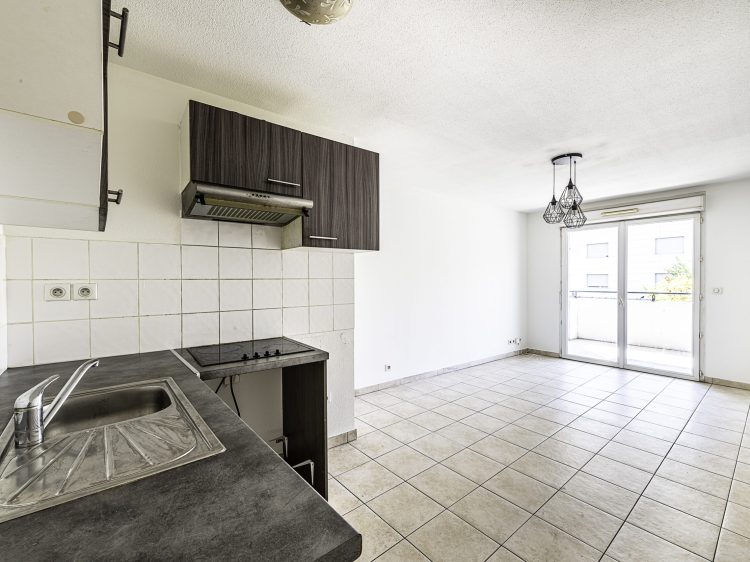 00376258_nice_02092022_3