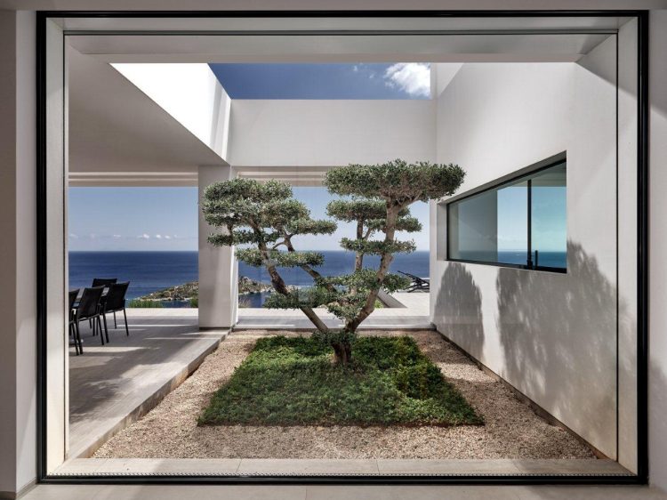 MAISON PROCHE PORT 5